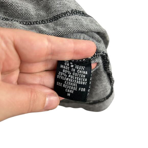 California Casual Hooded Henley Sweatshirt Ezekiel Gray Medium - Picture 6 of 7